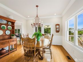 621 SW 295th Place, Federal Way WA 98023