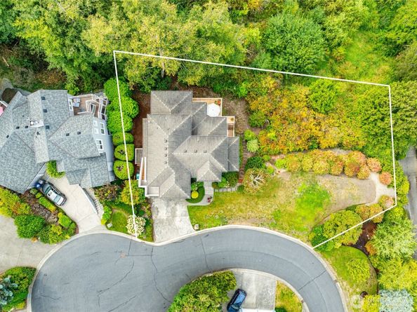 621 SW 295th Place, Federal Way WA 98023