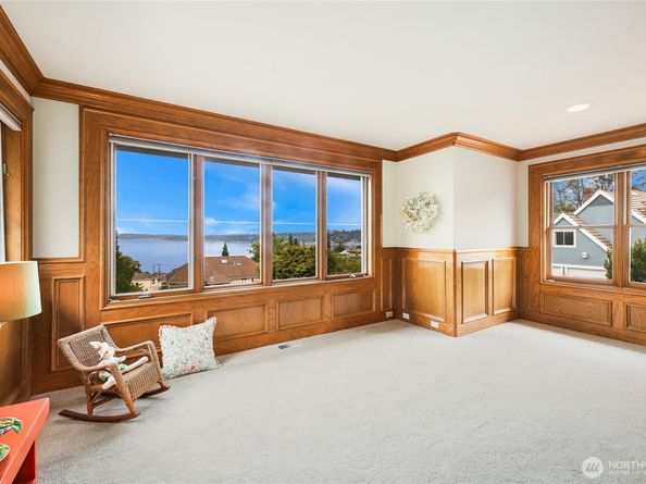 621 SW 295th Place, Federal Way WA 98023