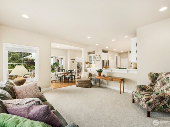 621 SW 295th Place, Federal Way WA 98023