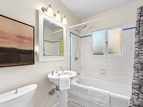 522 NE 81st Street, Seattle WA 98115