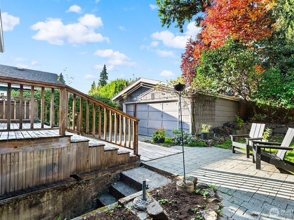 522 NE 81st Street, Seattle WA 98115