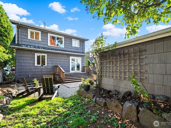 522 NE 81st Street, Seattle WA 98115