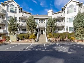 6918 208th Street SW 208, Lynnwood WA 98036