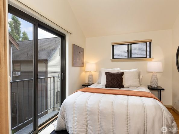 1521 N 80th Street, Seattle WA 98103