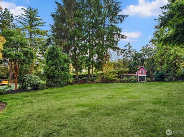 13205 NE 61st Street, Kirkland WA 98033
