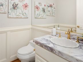 13205 NE 61st Street, Kirkland WA 98033