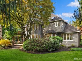 13205 NE 61st Street, Kirkland WA 98033