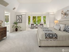 13205 NE 61st Street, Kirkland WA 98033