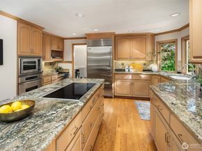 13205 NE 61st Street, Kirkland WA 98033