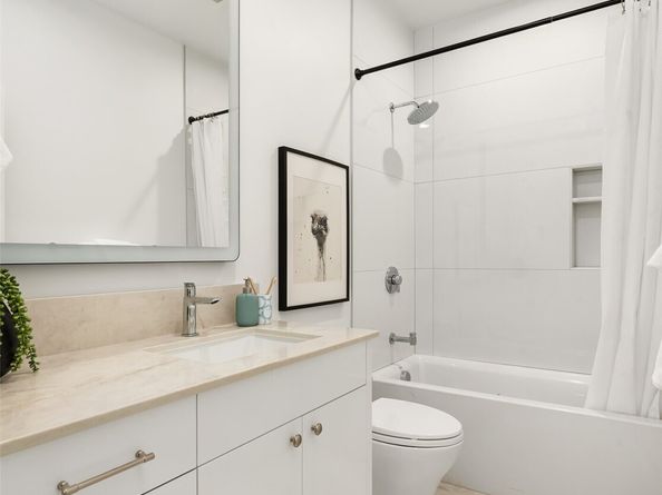 3406 38th Avenue W, Seattle WA 98199