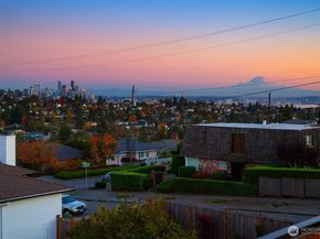 3406 38th Avenue W, Seattle WA 98199