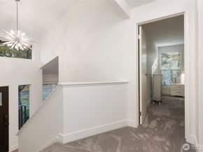 14711 70th Court NE, Kenmore WA 98028