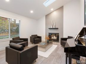 14711 70th Court NE, Kenmore WA 98028