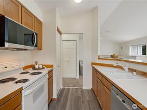5731 12th Avenue W I203, Everett WA 98203