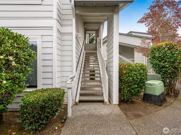 5731 12th Avenue W I203, Everett WA 98203