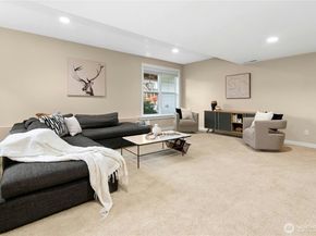 14713 98th Avenue NE, Bothell WA 98011