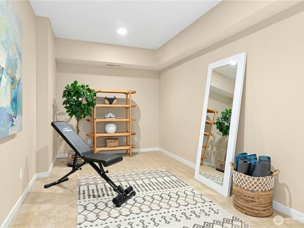 14713 98th Avenue NE, Bothell WA 98011