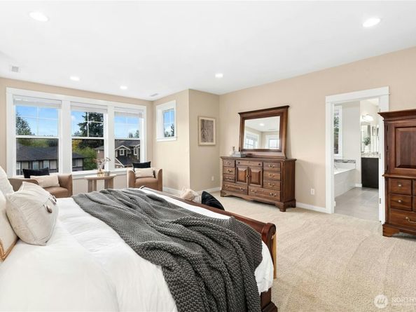 14713 98th Avenue NE, Bothell WA 98011