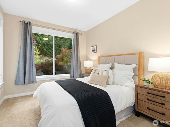 14713 98th Avenue NE, Bothell WA 98011