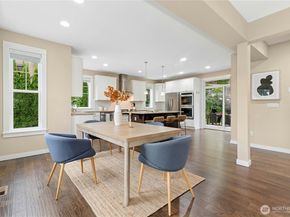 14713 98th Avenue NE, Bothell WA 98011