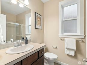 14713 98th Avenue NE, Bothell WA 98011