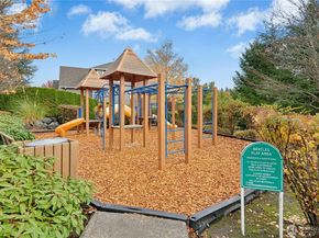 14713 98th Avenue NE, Bothell WA 98011