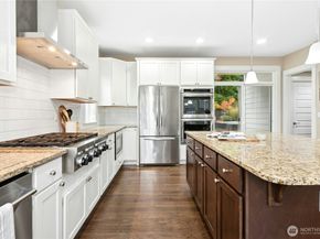 14713 98th Avenue NE, Bothell WA 98011