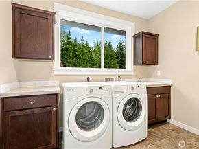 14713 98th Avenue NE, Bothell WA 98011
