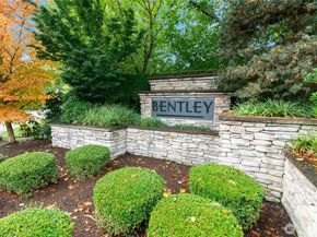 14713 98th Avenue NE, Bothell WA 98011