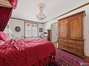 211 14th Avenue E, Seattle WA 98112