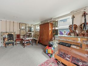 211 14th Avenue E, Seattle WA 98112