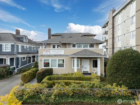 211 14th Avenue E, Seattle WA 98112