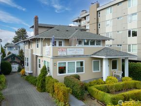 211 14th Avenue E, Seattle WA 98112
