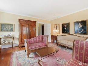 211 14th Avenue E, Seattle WA 98112