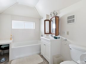 211 14th Avenue E, Seattle WA 98112