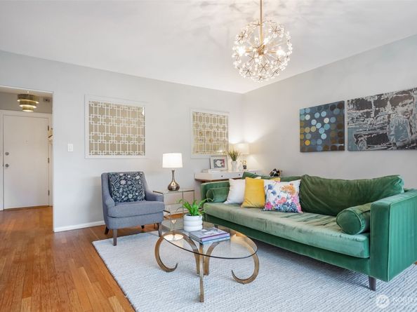 1136 13th Avenue 305, Seattle WA 98122