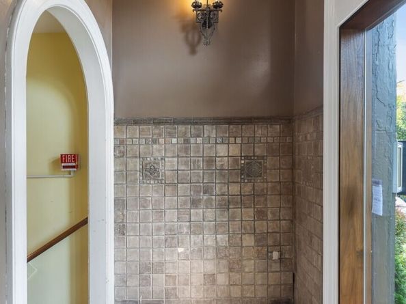 1136 13th Avenue 305, Seattle WA 98122