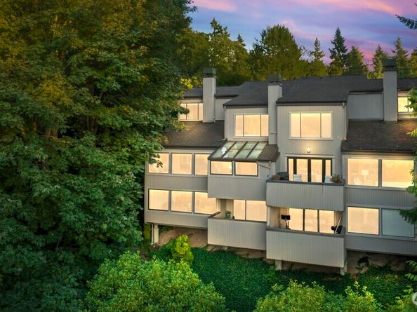 4617 103rd Lane NE, Kirkland WA 98033