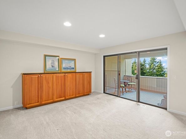 4617 103rd Lane NE, Kirkland WA 98033