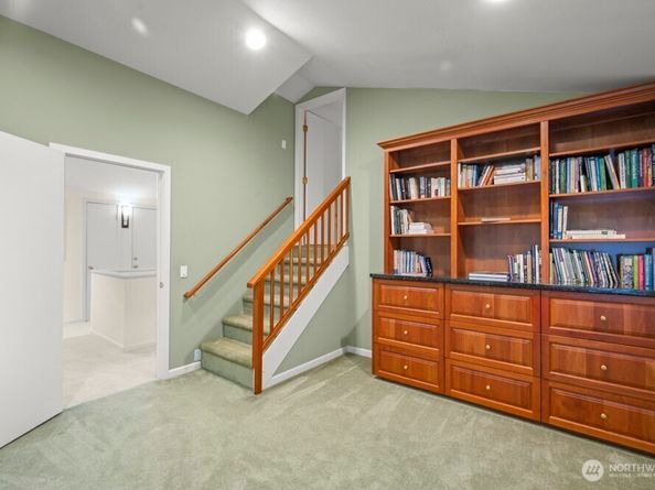 4617 103rd Lane NE, Kirkland WA 98033