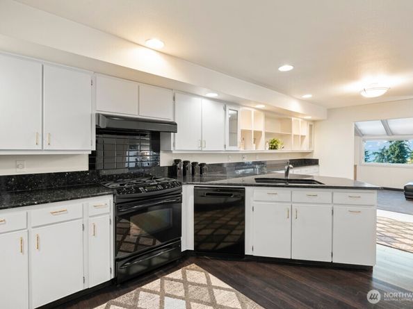 4617 103rd Lane NE, Kirkland WA 98033