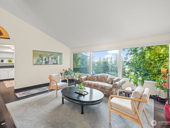 4617 103rd Lane NE, Kirkland WA 98033