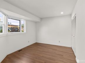 110 16th Avenue, Seattle WA 98122