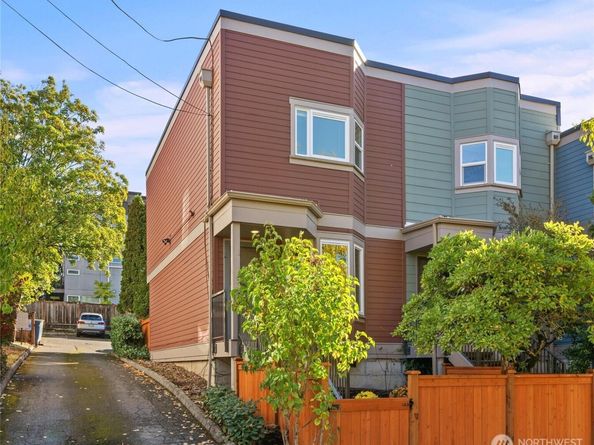 110 16th Avenue, Seattle WA 98122