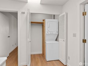110 16th Avenue, Seattle WA 98122