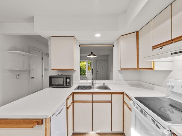 110 16th Avenue, Seattle WA 98122