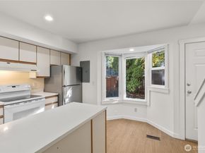110 16th Avenue, Seattle WA 98122