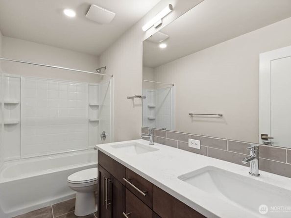 3812 194th Lane SE, Bothell WA 98012