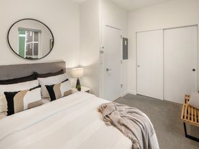 9201 Linden Avenue N D, Seattle WA 98103